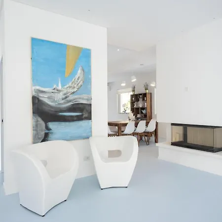 Villa Boundless
